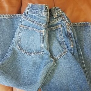 2 pair size 7 boys jeans